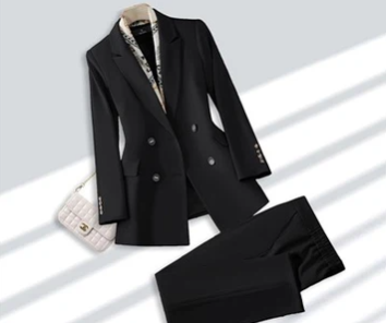 Універсальне{0}}налаштування одягу та оптові постачання: створіть власний мод...